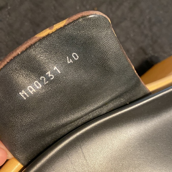 L@@K! LV Logo Puff Slides Sz 40 - Picture 3 of 5